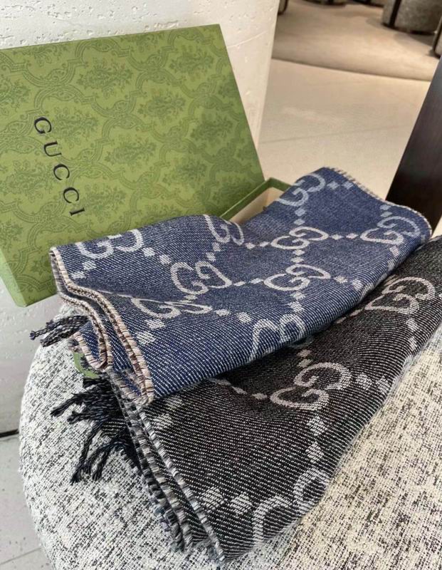 Gucci Scarf 34X194cm E22